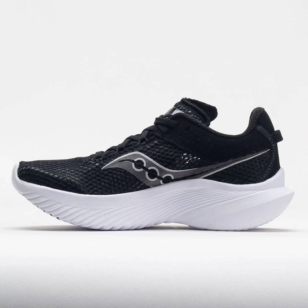 Saucony Kinvara 14 Women's Black/White 4 Saucony Kinvara 14 Women's Black/White - Image 2