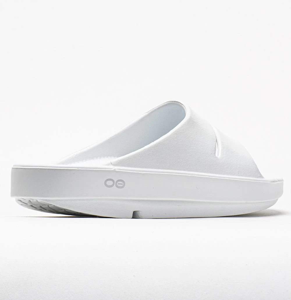 OOFOS OOahh Luxe Women's White 8 OOFOS OOahh Luxe Women's White - Image 6
