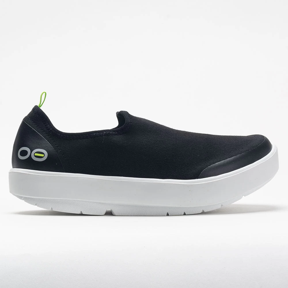OOFOS OOmg EeZee Women's White/Black 3 OOFOS OOmg EeZee Women's White/Black